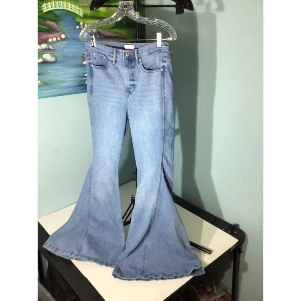 Sofia mega flare jeans